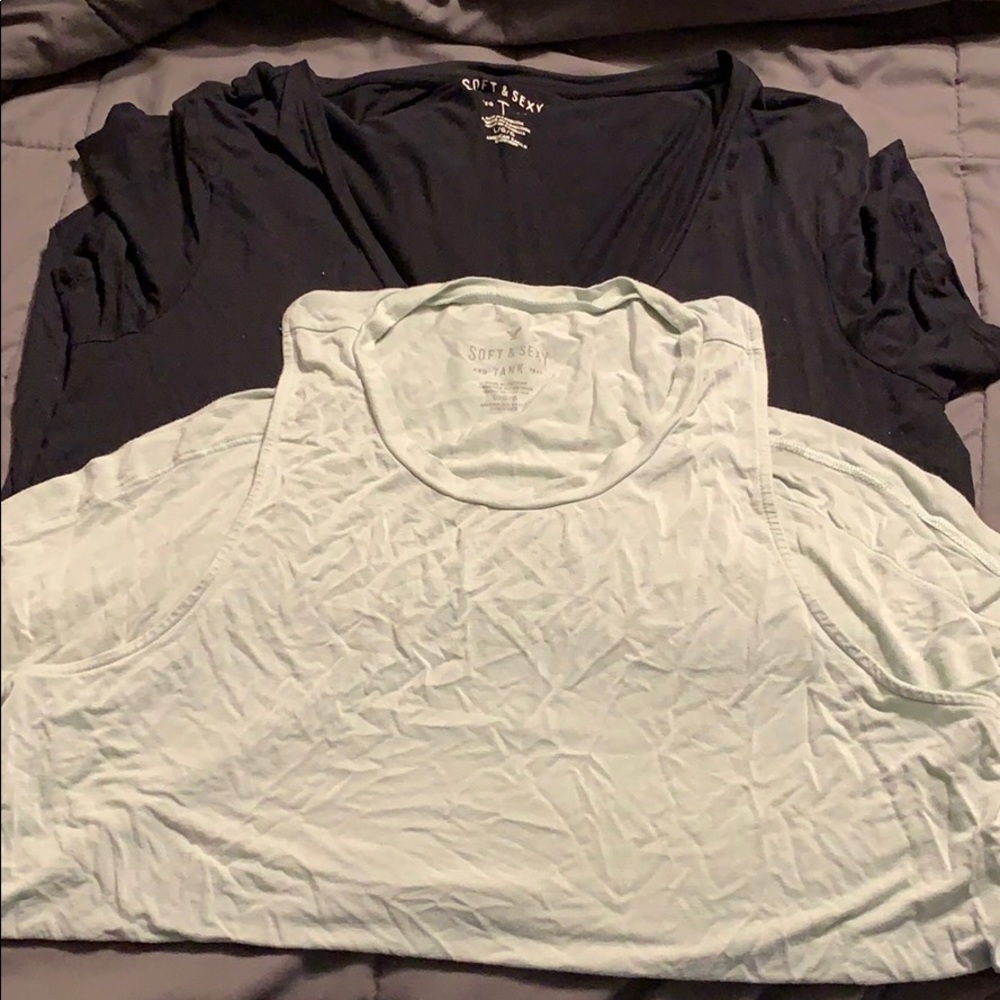 2 American eagle shirts. Size Large. Soft and sexy